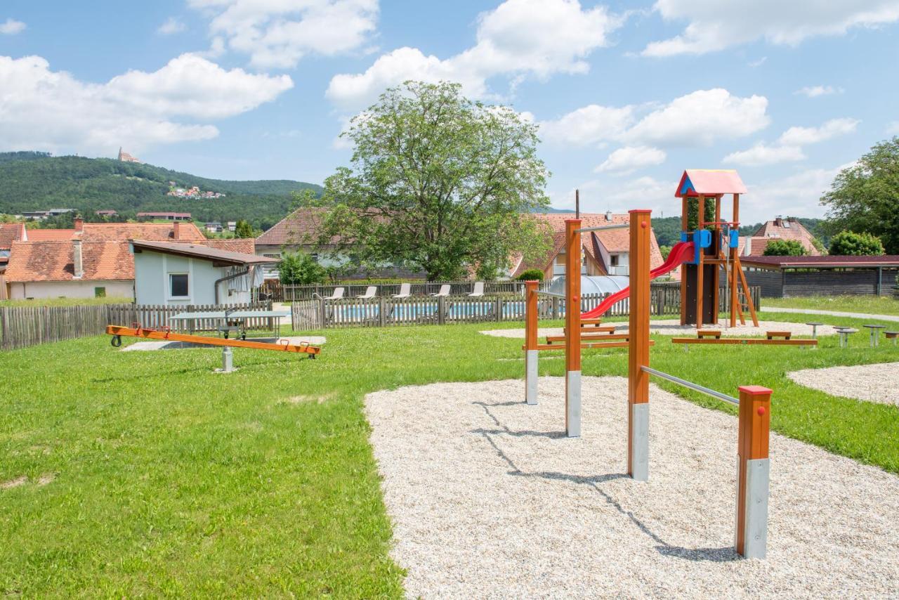 Pension Caecilia ペラウ エクステリア 写真